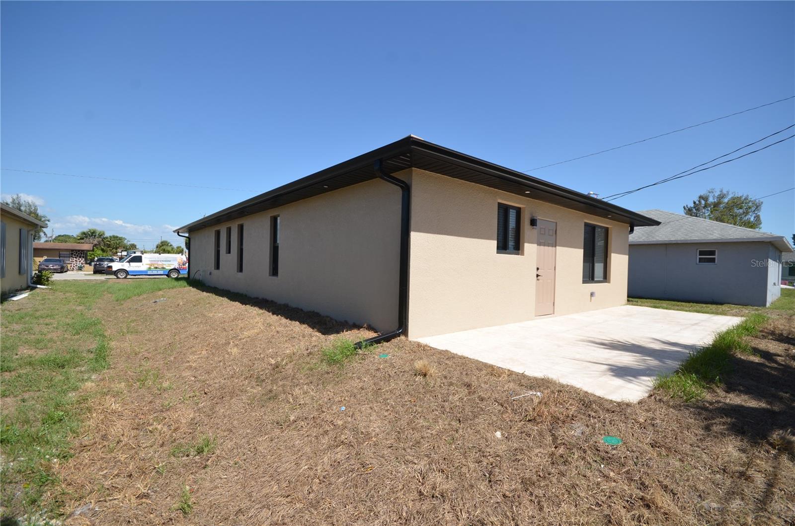 2132 BARKER BLVD, FORT MYERS, FL, 33916