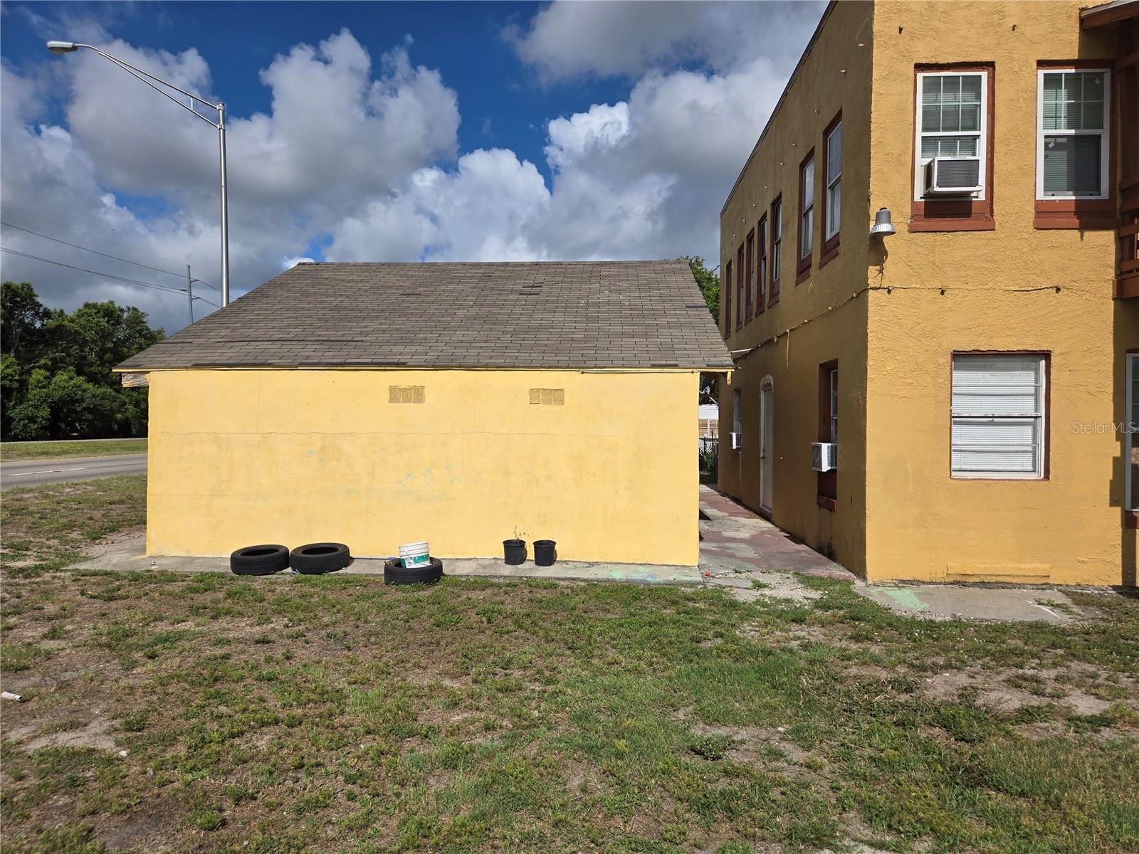 1725 OLD BARTOW RD, LAKE WALES, FL, 33859