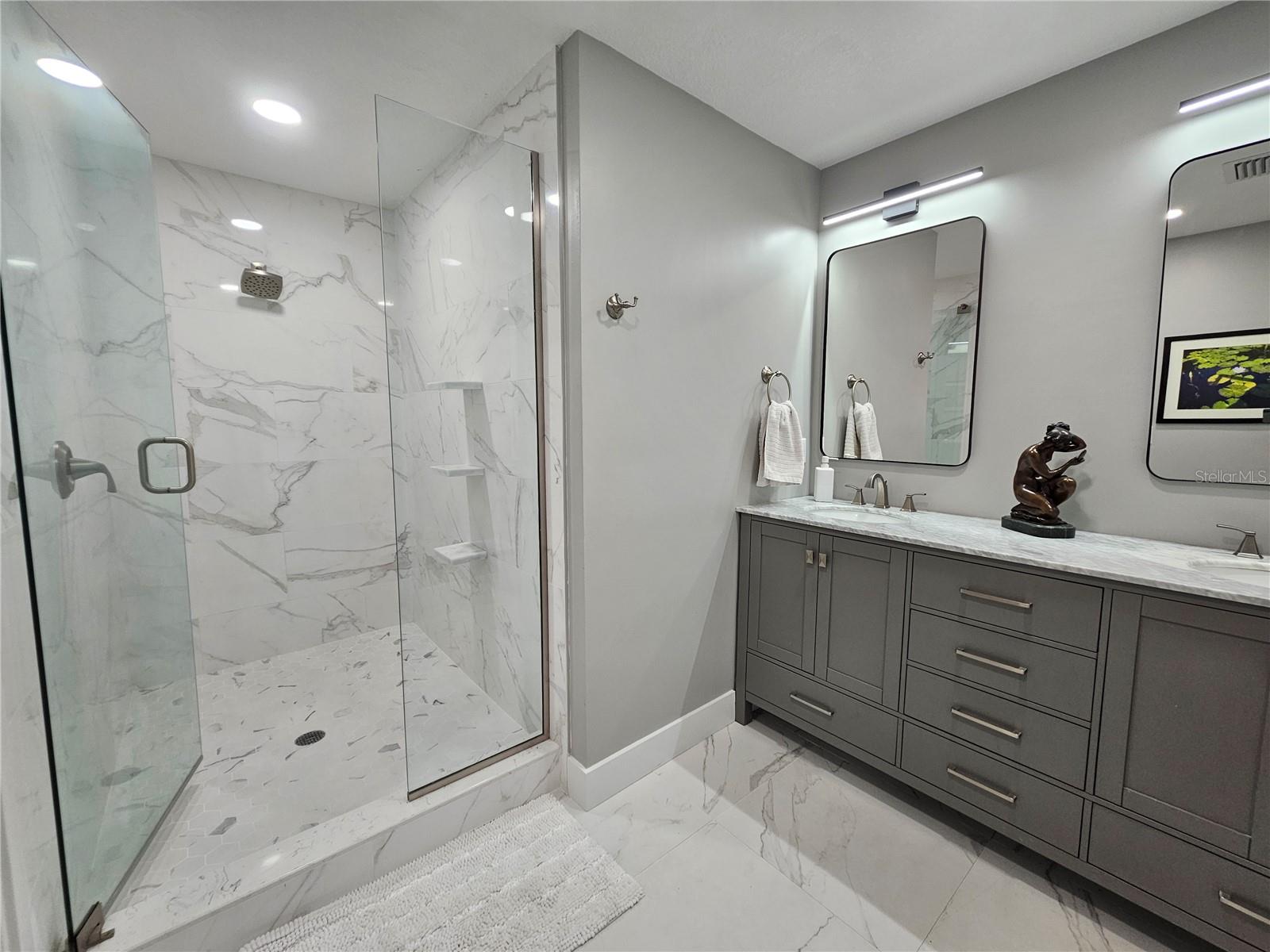 917 S GONDOLA DR, VENICE, FL, 34293