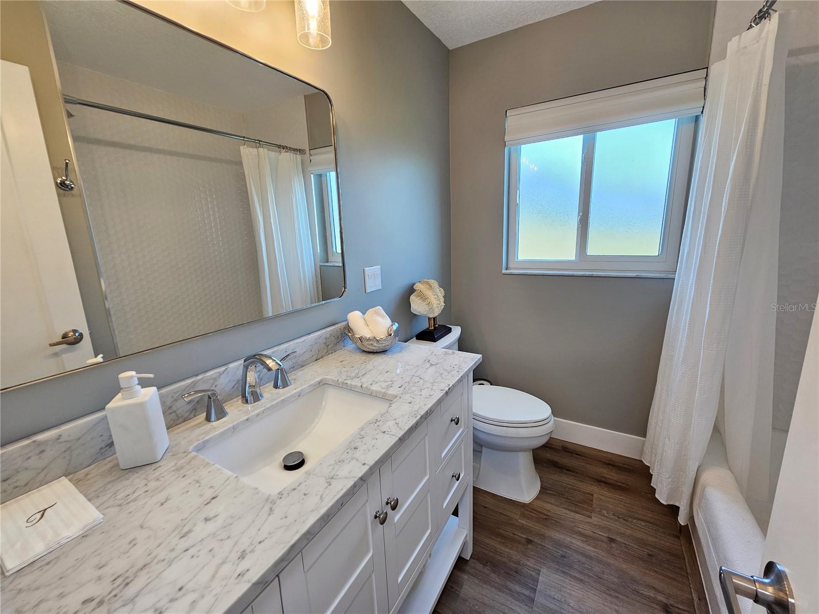 917 S GONDOLA DR, VENICE, FL, 34293