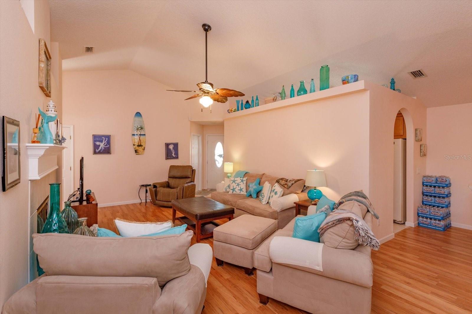 148 LAKESIDE CIR, SANFORD, FL, 32773