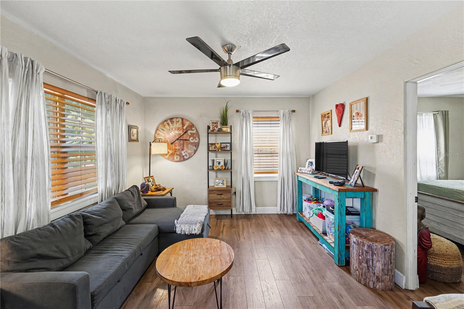 4127 6TH AVE, ST PETERSBURG, FL, 33713