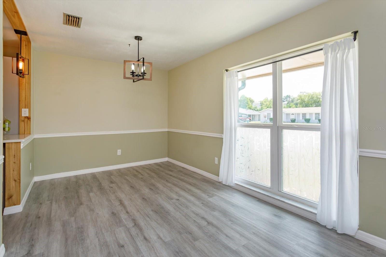 1020 FROST LN, DELTONA, FL, 32725