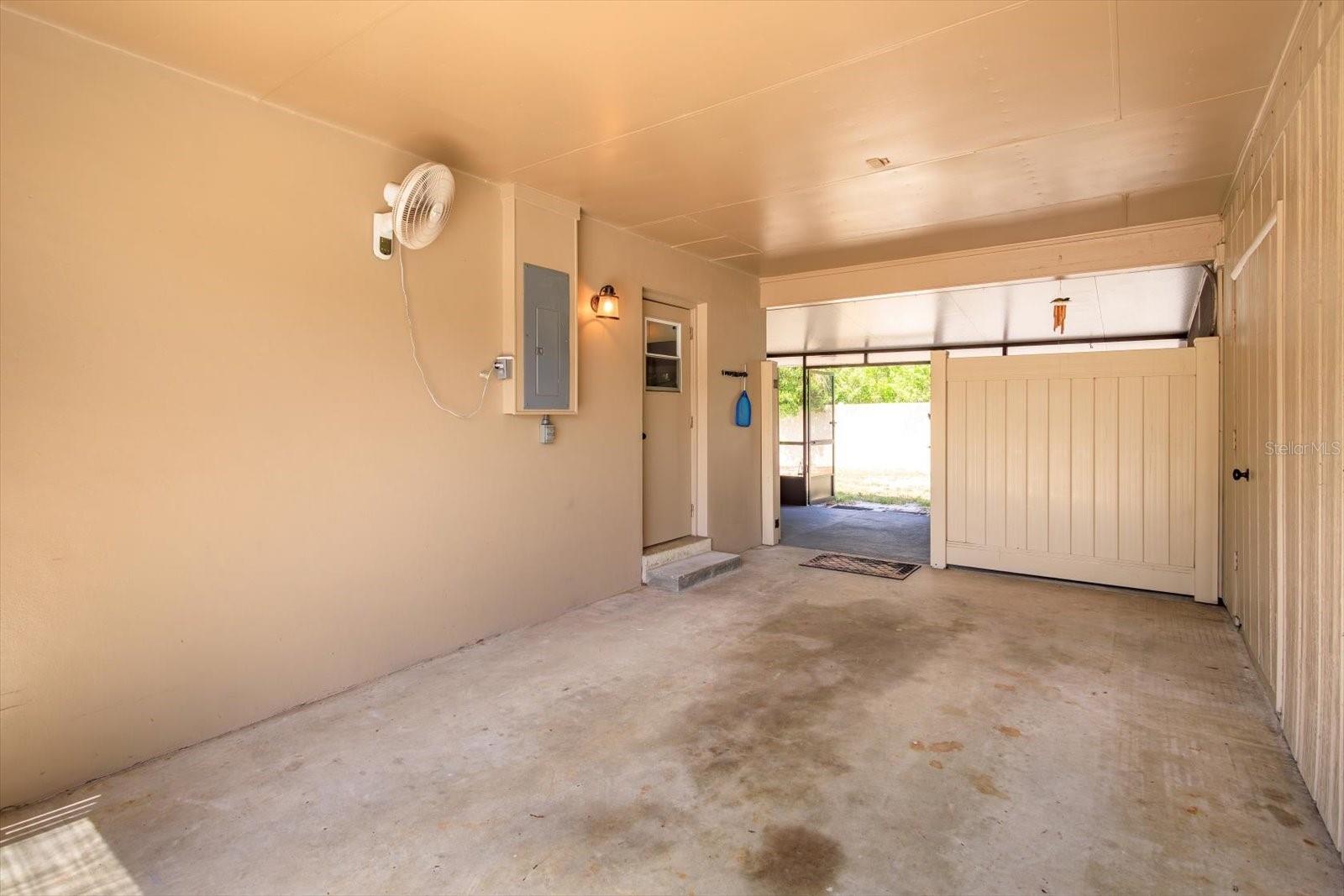 1020 FROST LN, DELTONA, FL, 32725