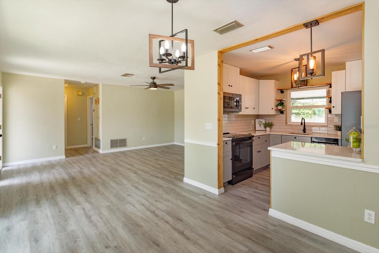 1020 FROST LN, DELTONA, FL, 32725