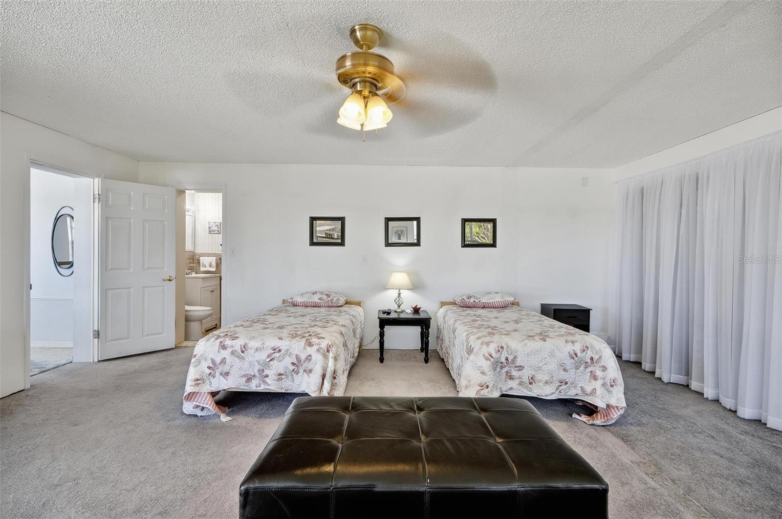 420 LAMBERT AVE, FLAGLER BEACH, FL, 32136