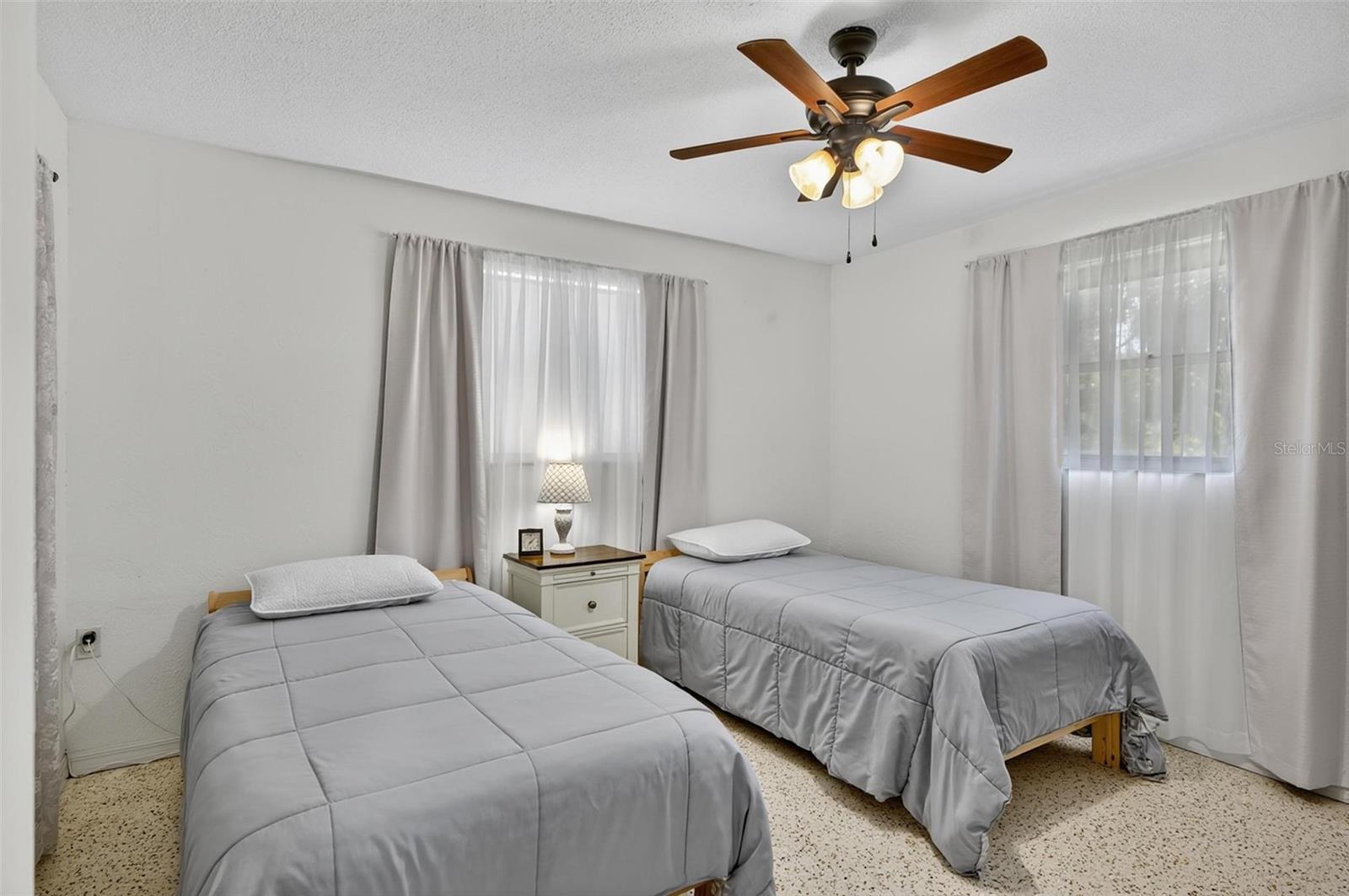 420 LAMBERT AVE, FLAGLER BEACH, FL, 32136