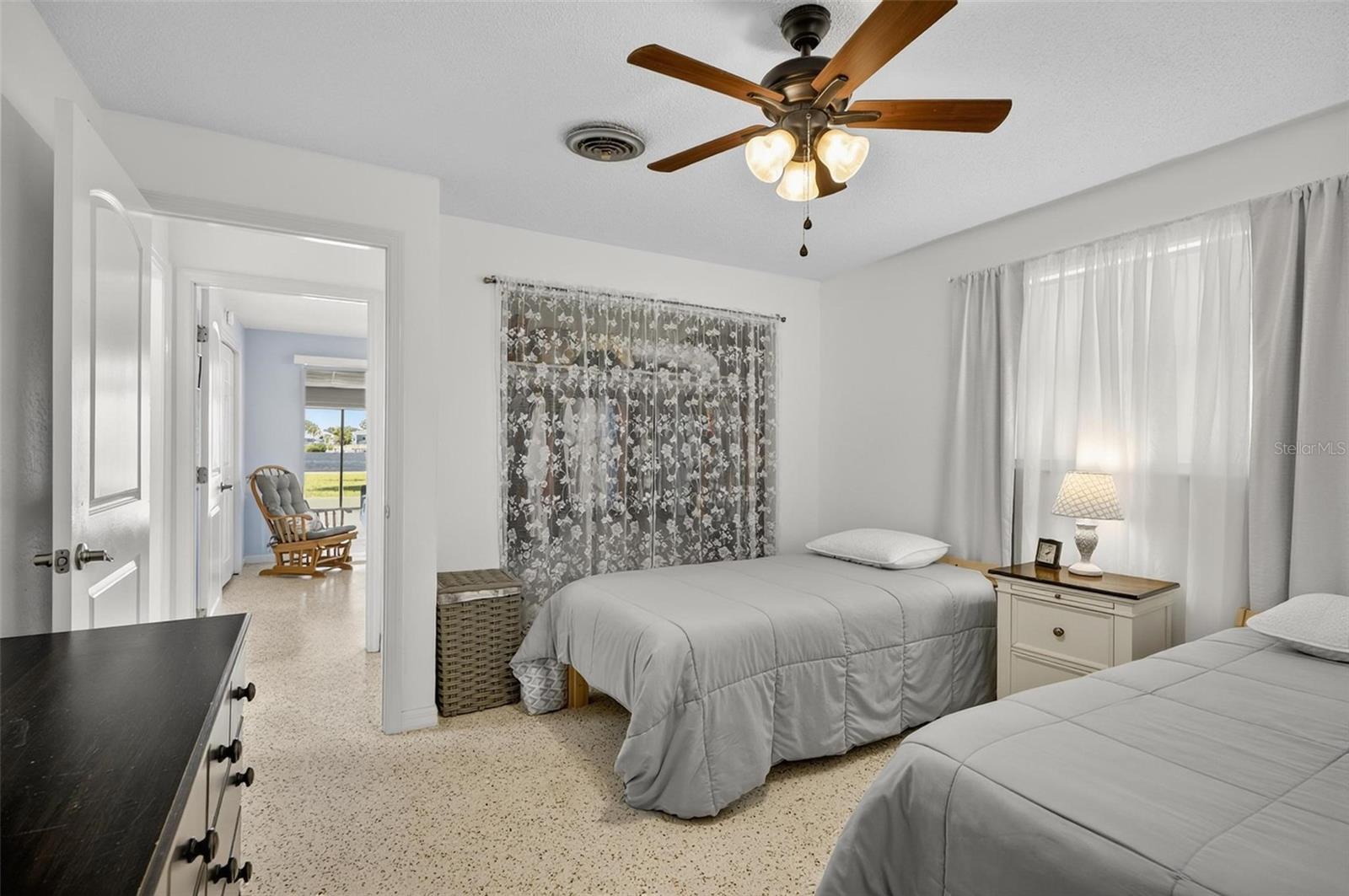 420 LAMBERT AVE, FLAGLER BEACH, FL, 32136