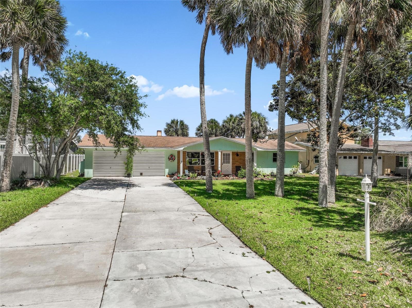 420 LAMBERT AVE, FLAGLER BEACH, FL, 32136