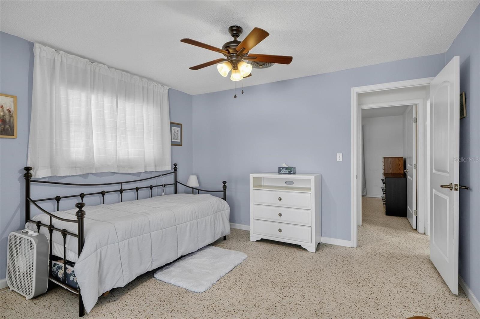420 LAMBERT AVE, FLAGLER BEACH, FL, 32136