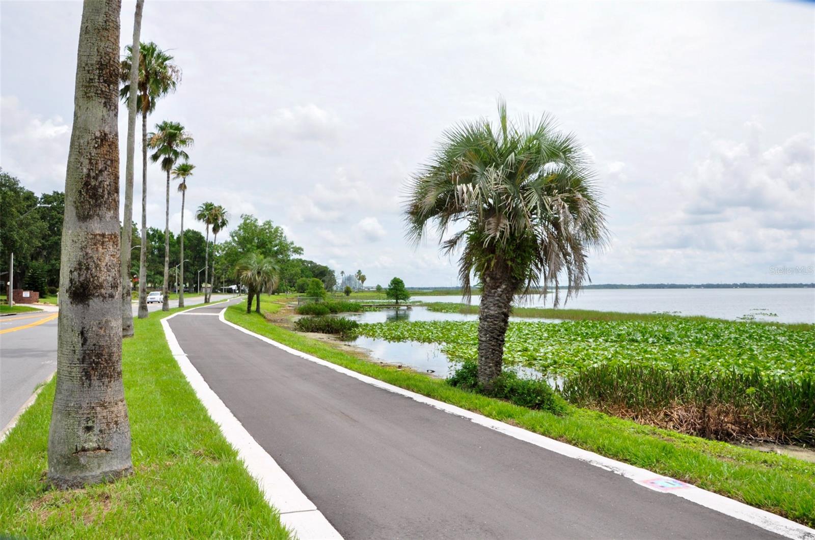 1600 W LAKE PARKER DR #B4, LAKELAND, FL, 33805
