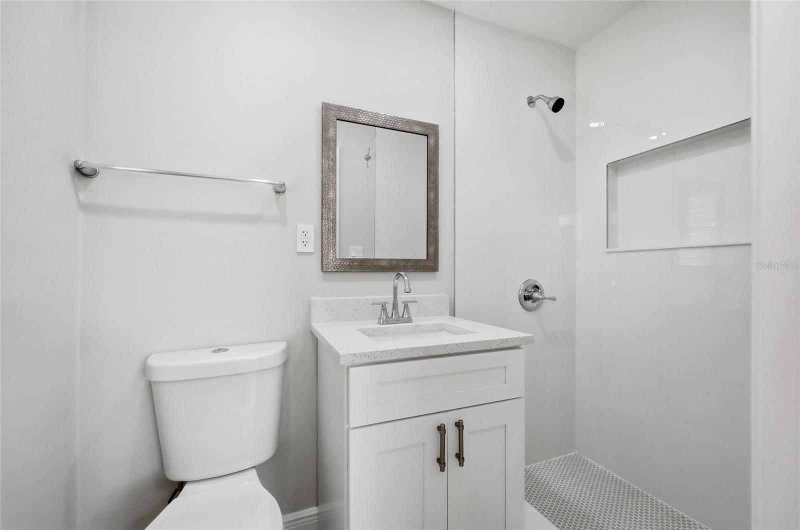 2314 QUEENSWAY RD, ORLANDO, FL, 32808