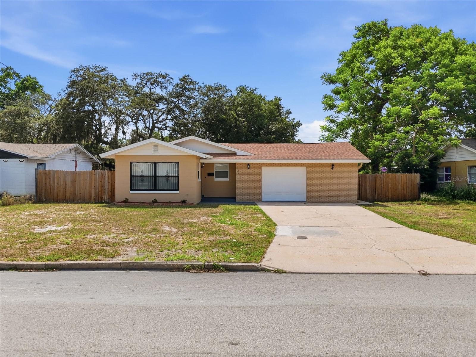2314 QUEENSWAY RD, ORLANDO, FL, 32808