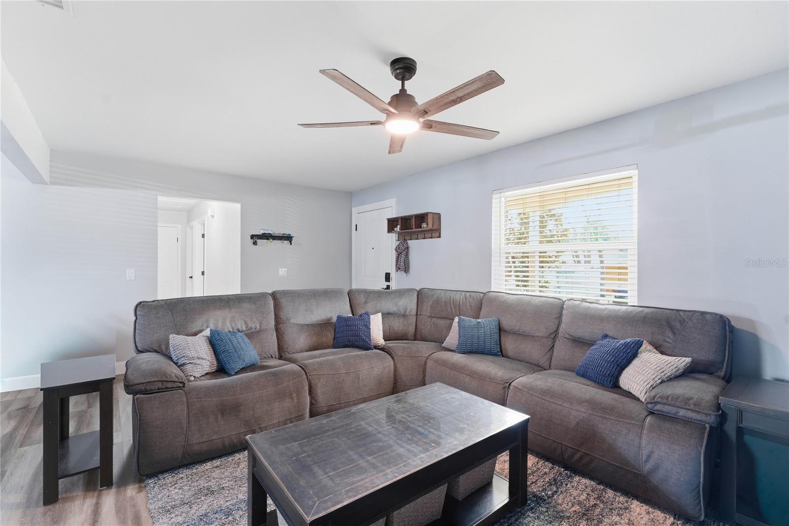 10214 N WOODMERE RD, TAMPA, FL, 33617