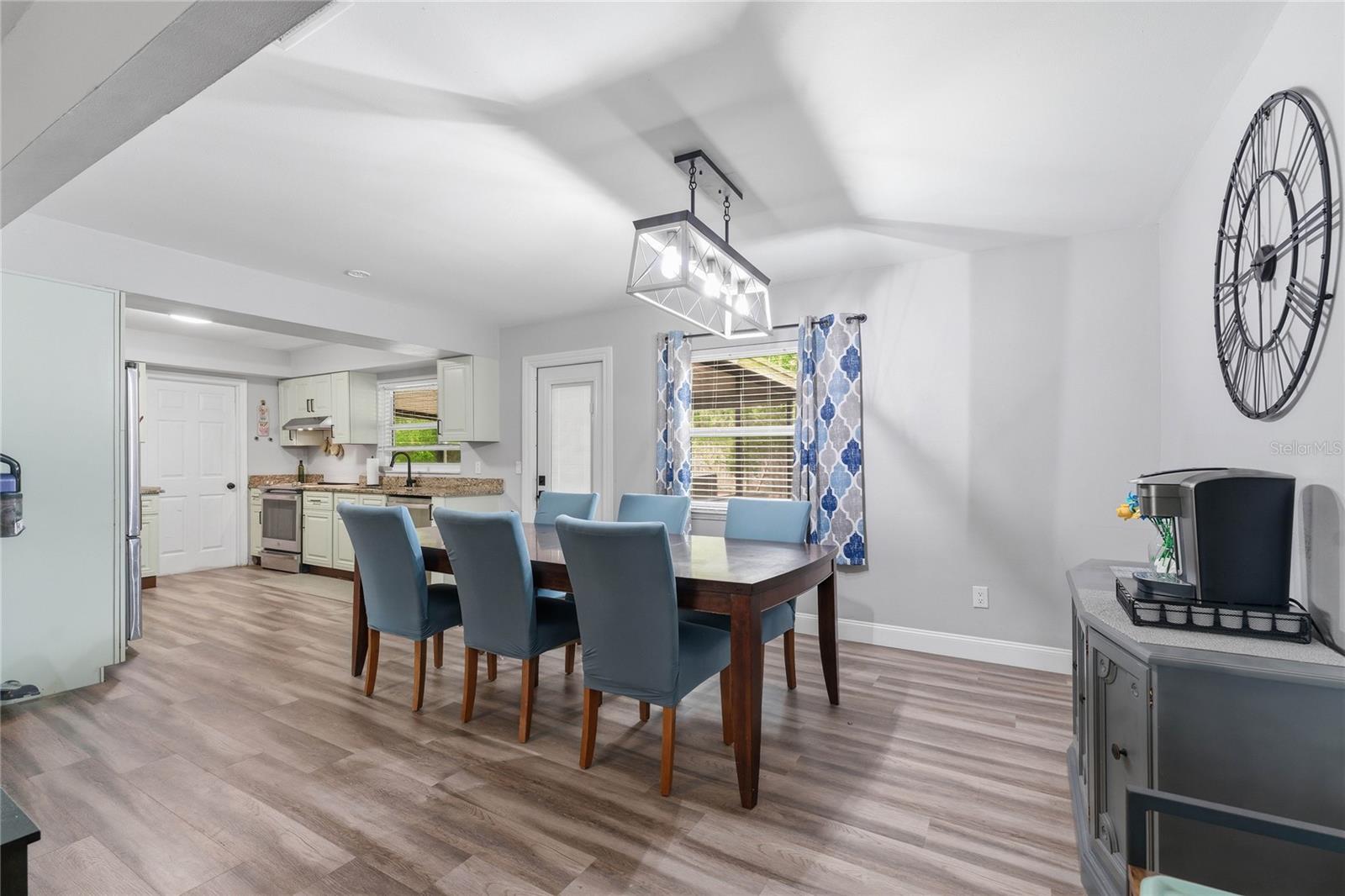 10214 N WOODMERE RD, TAMPA, FL, 33617