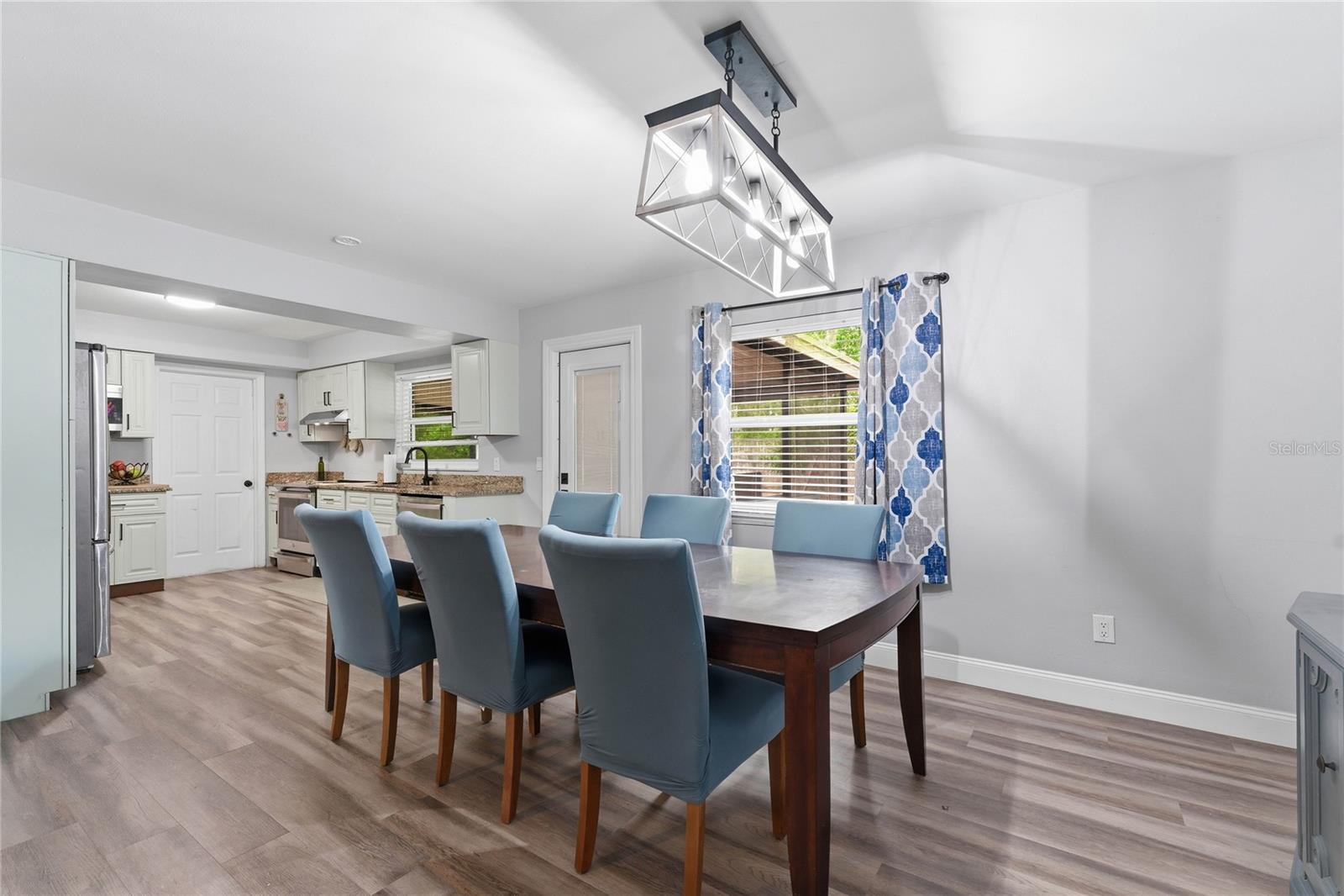 10214 N WOODMERE RD, TAMPA, FL, 33617