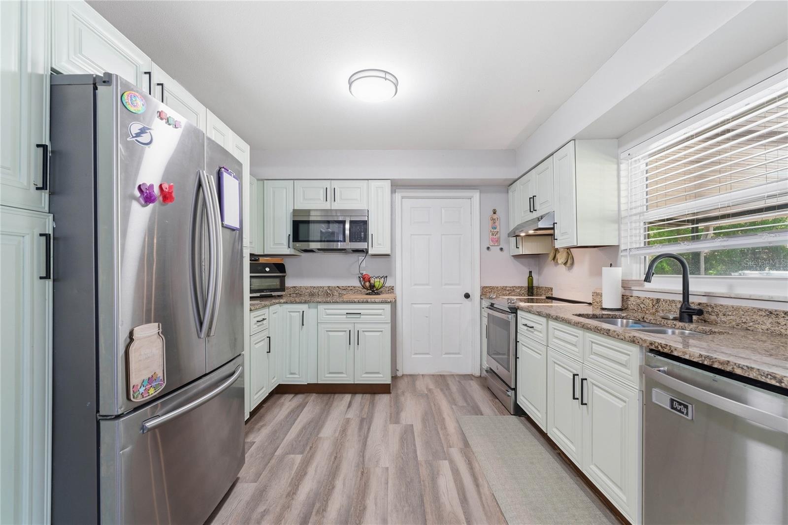 10214 N WOODMERE RD, TAMPA, FL, 33617