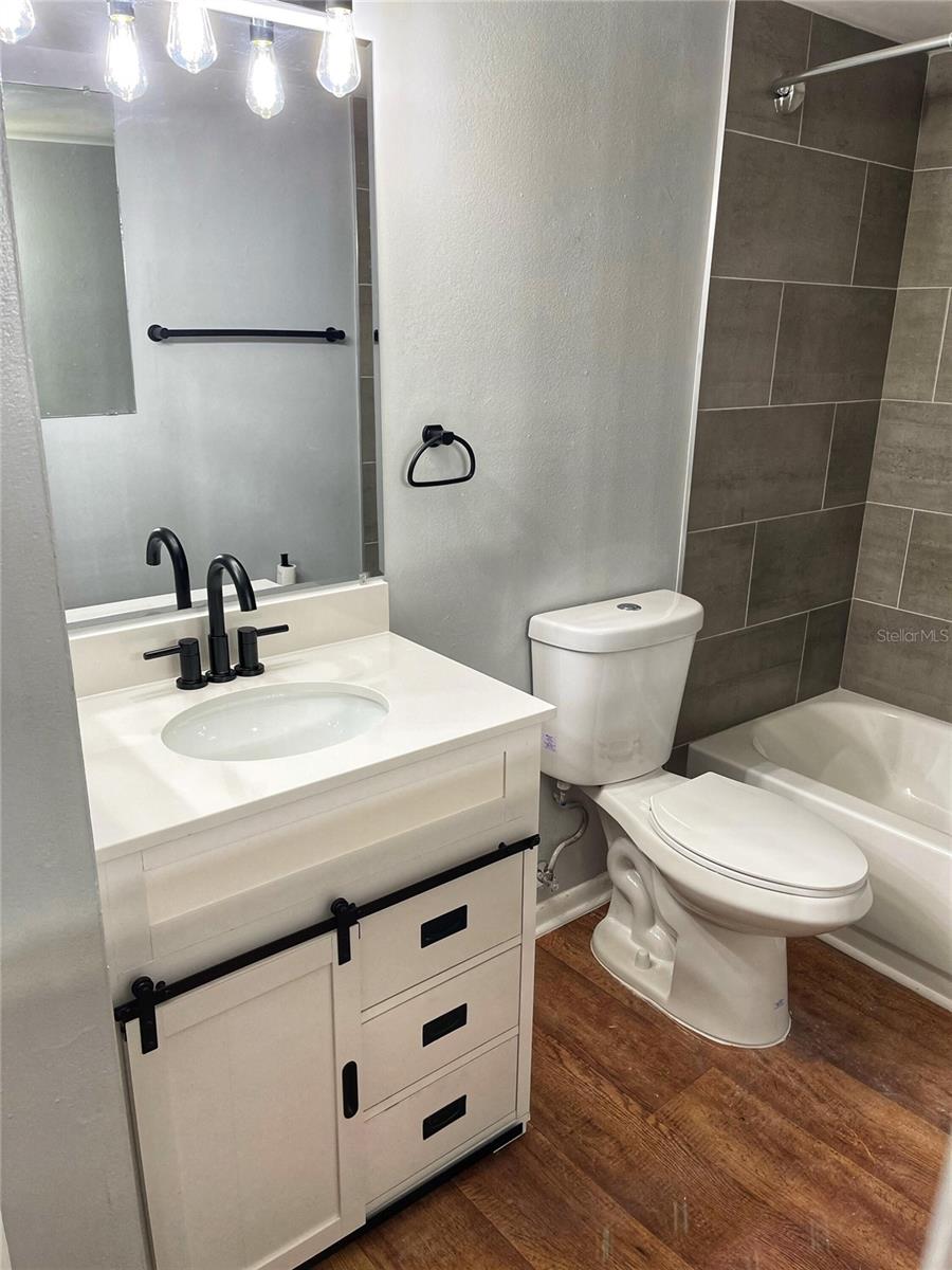 2846 SOMERSET PARK DR #201, TAMPA, FL, 33613