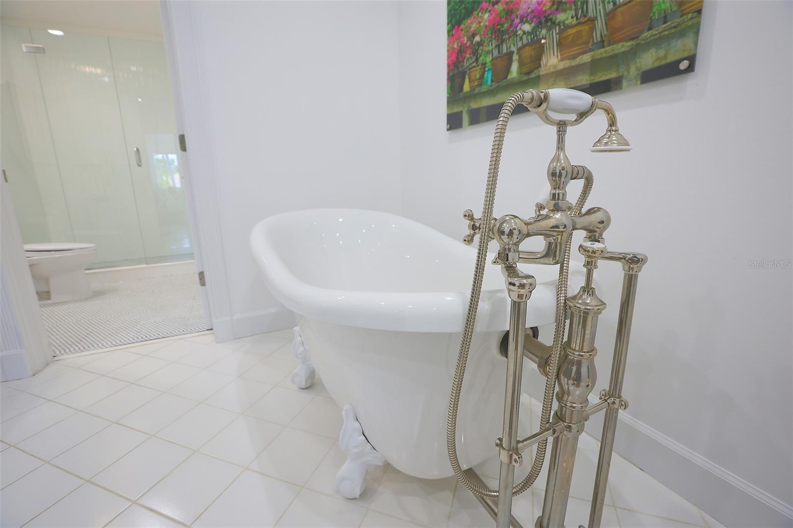 3527 FAIR OAKS LN, LONGBOAT KEY, FL, 34228