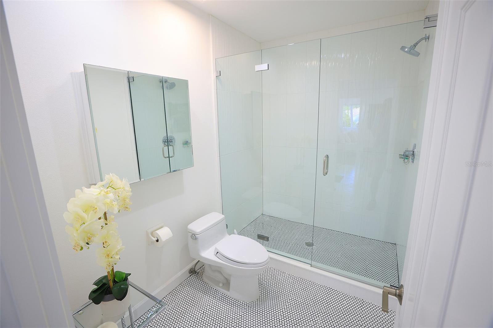 3527 FAIR OAKS LN, LONGBOAT KEY, FL, 34228