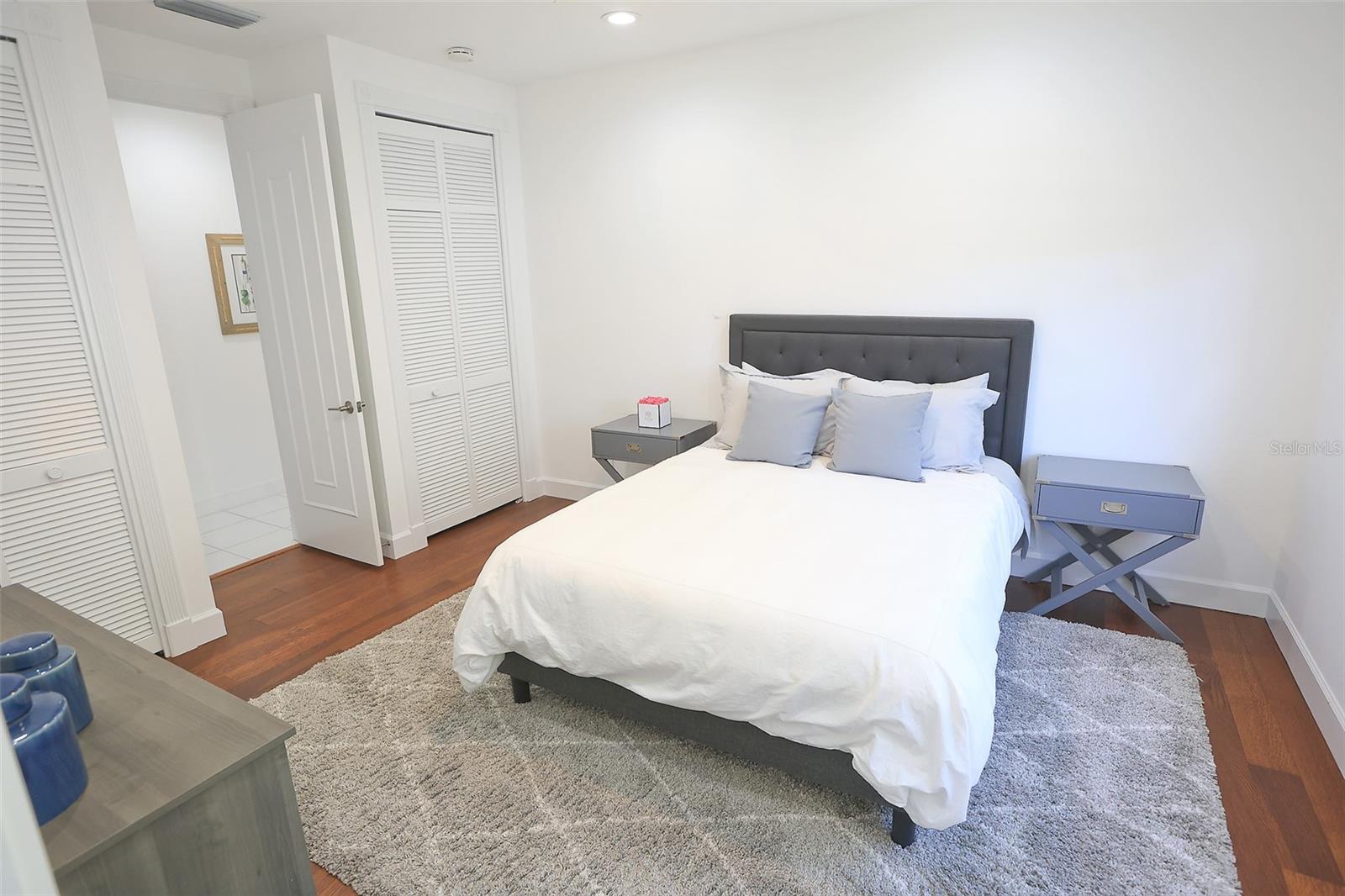 3527 FAIR OAKS LN, LONGBOAT KEY, FL, 34228