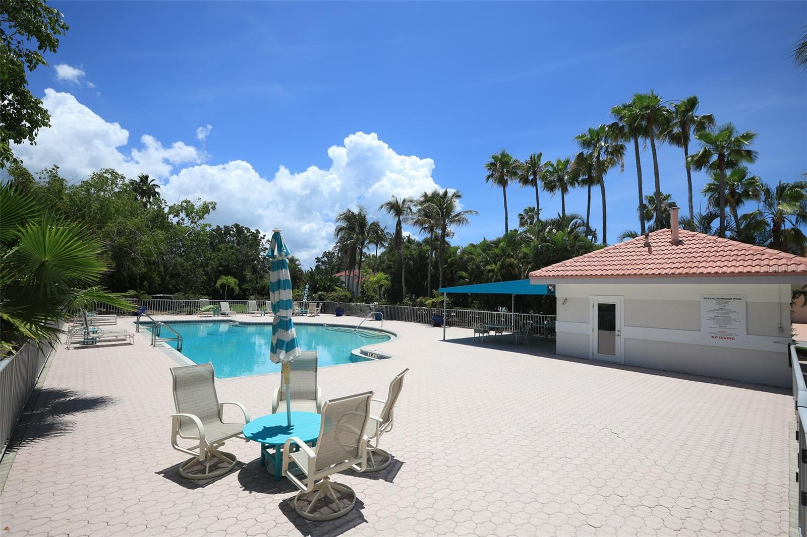 3527 FAIR OAKS LN, LONGBOAT KEY, FL, 34228