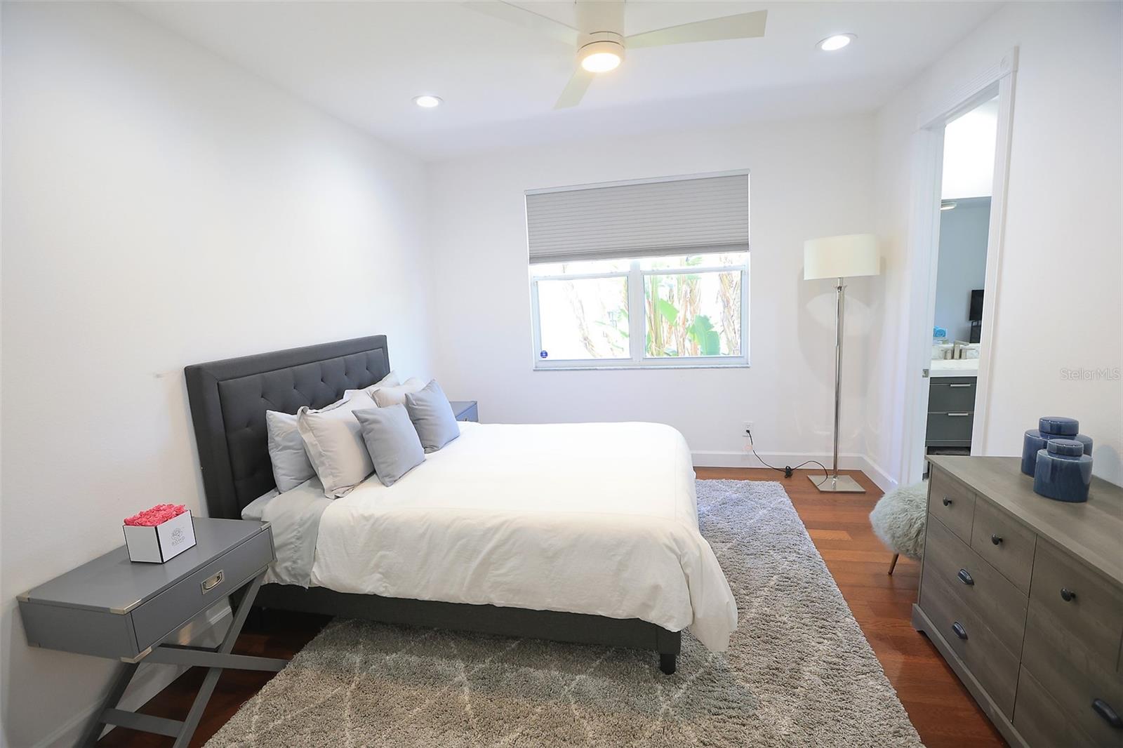 3527 FAIR OAKS LN, LONGBOAT KEY, FL, 34228