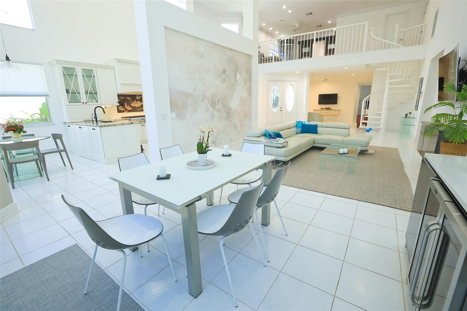 3527 FAIR OAKS LN, LONGBOAT KEY, FL, 34228