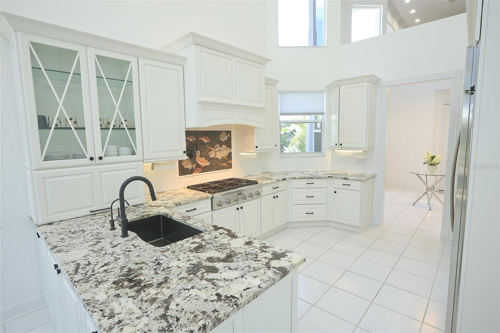 3527 FAIR OAKS LN, LONGBOAT KEY, FL, 34228