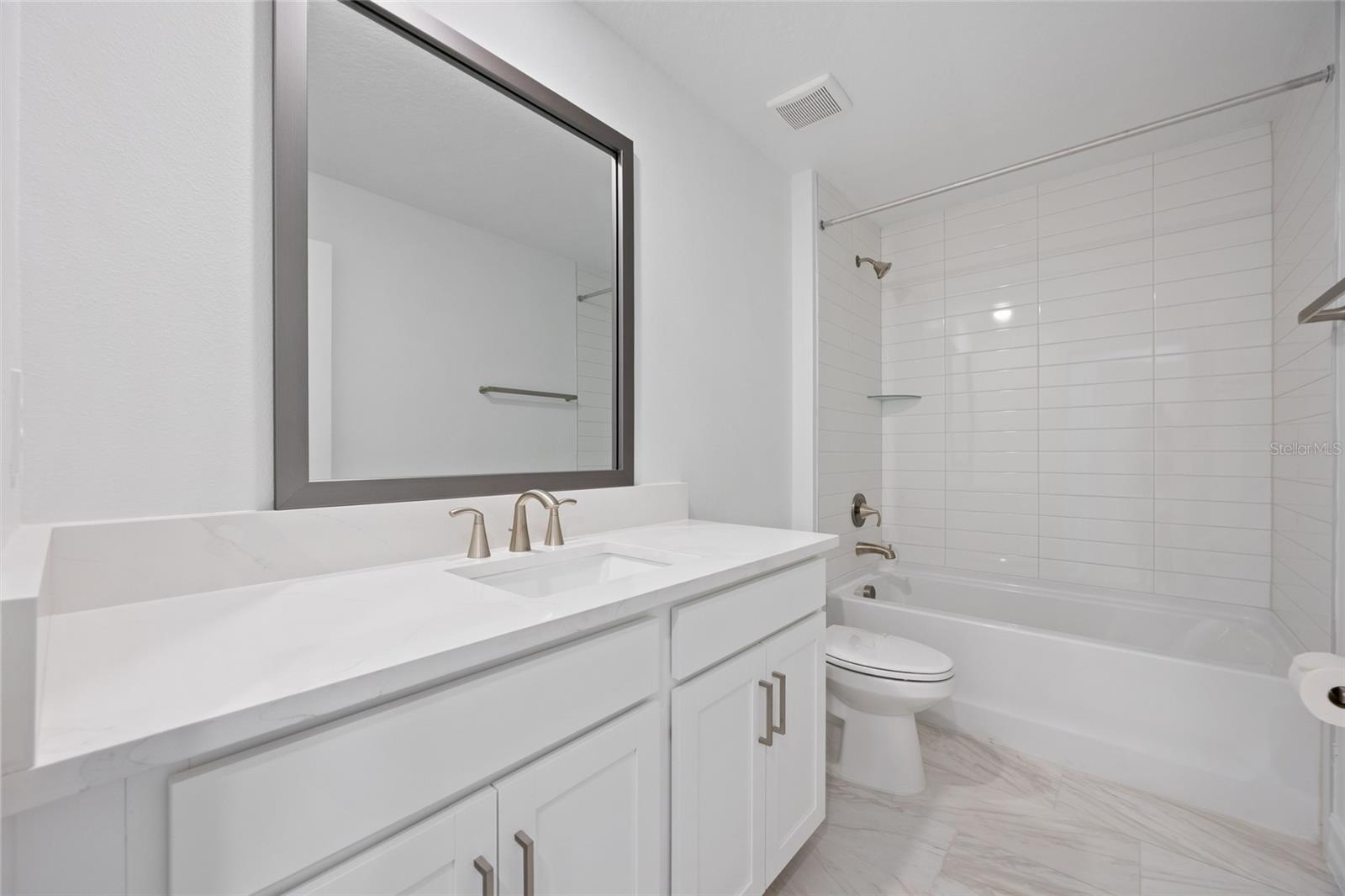3463 SILENT GARDENS CV, WESLEY CHAPEL, FL, 33543