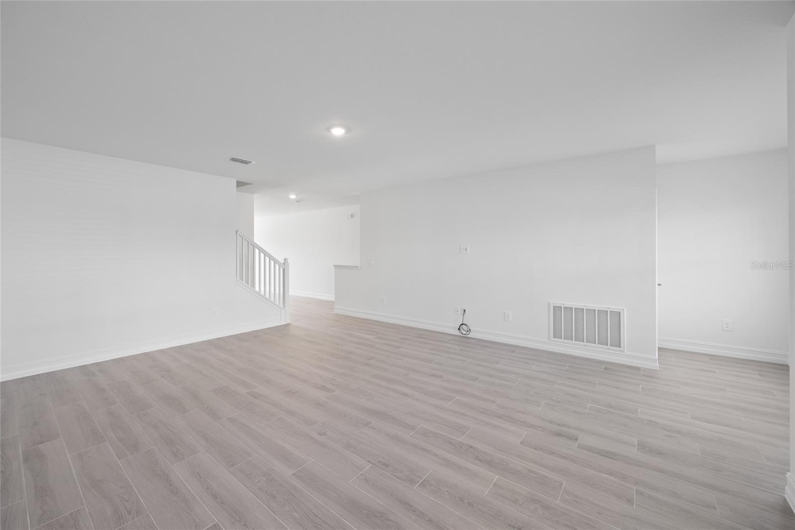 3463 SILENT GARDENS CV, WESLEY CHAPEL, FL, 33543