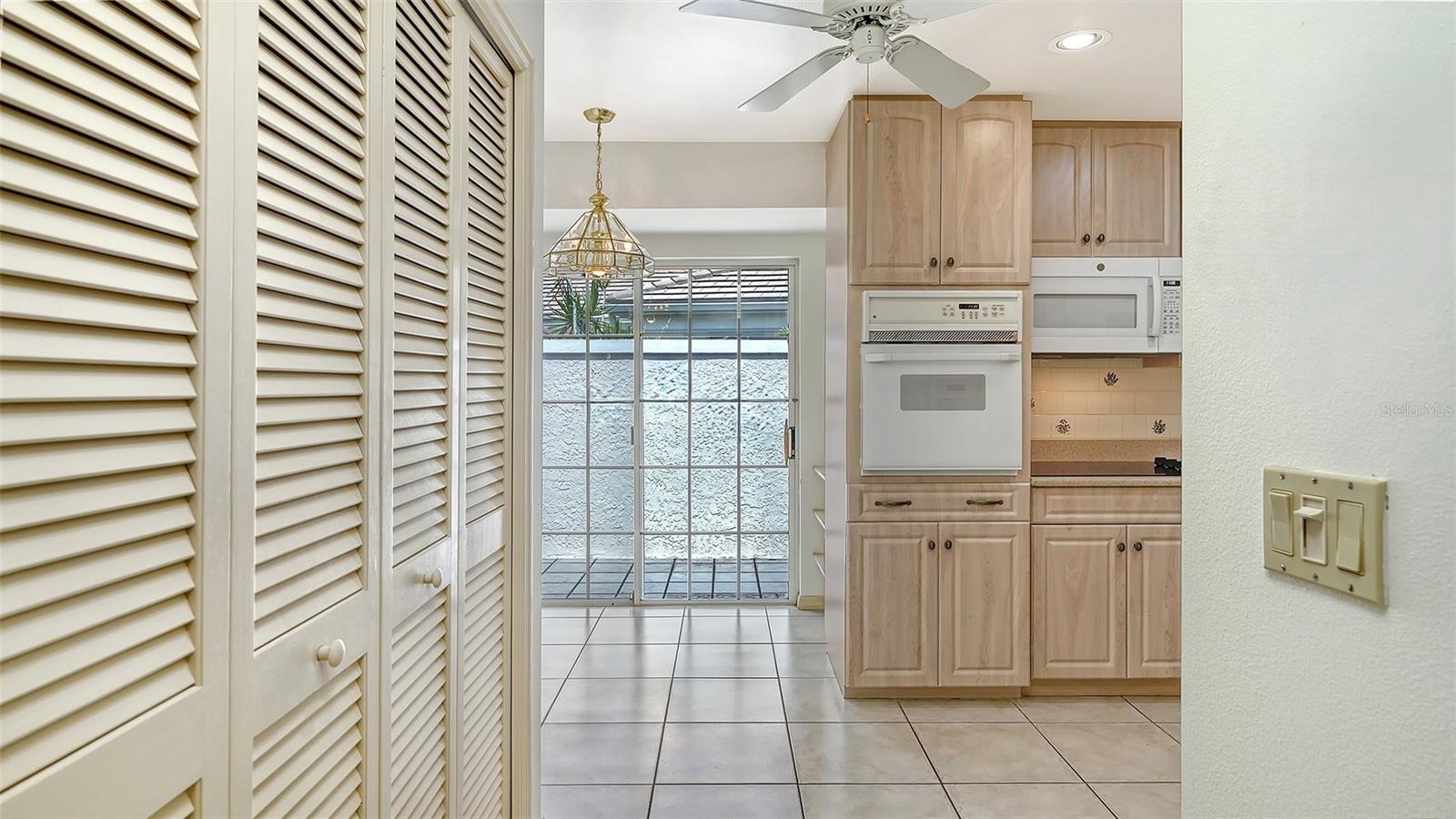 4429 OAKLEY GREENE #6, SARASOTA, FL, 34235