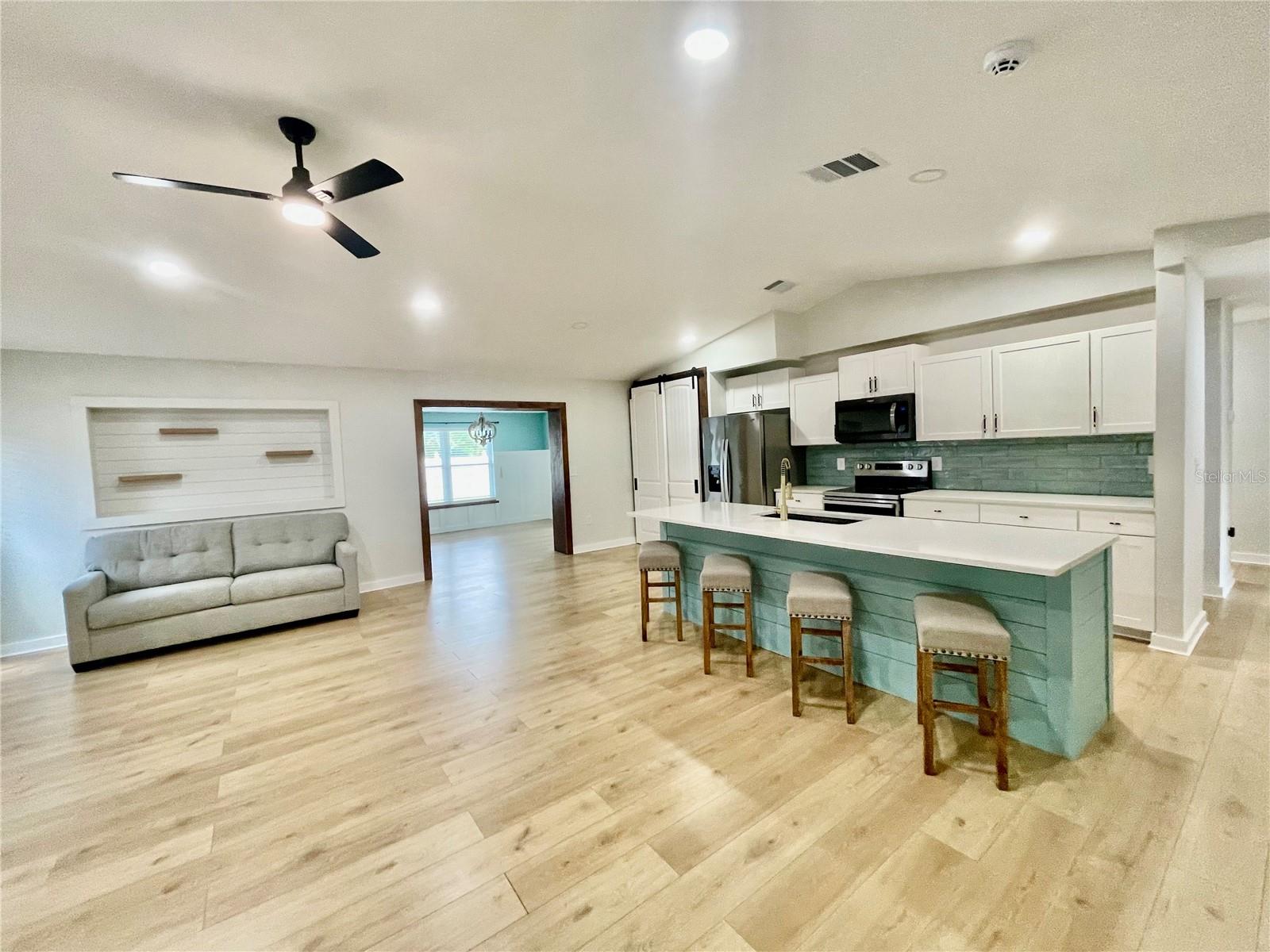 2333 CITRUS HILL RD, PALM HARBOR, FL, 34683