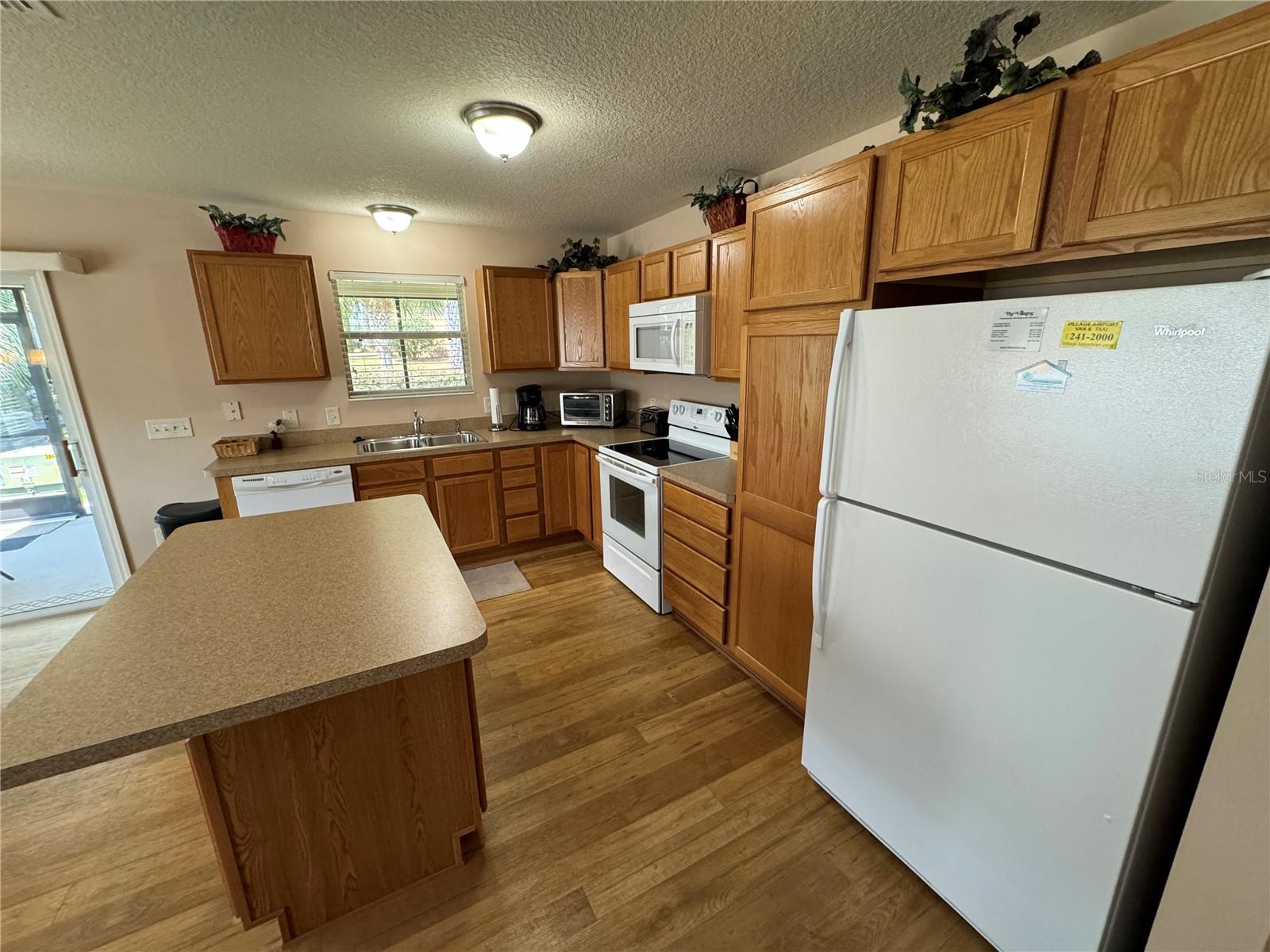 3068 ISLAWILD WAY, THE VILLAGES, FL, 32163