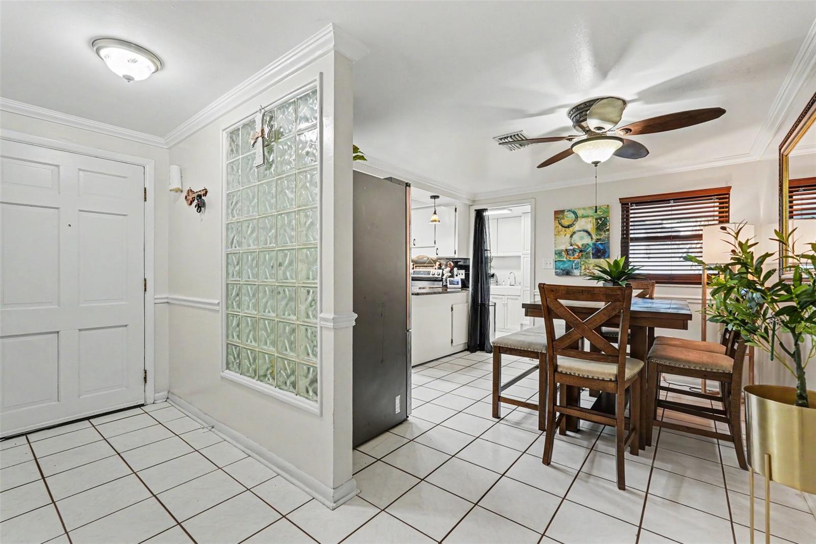 8115 N OLA AVE, TAMPA, FL, 33604