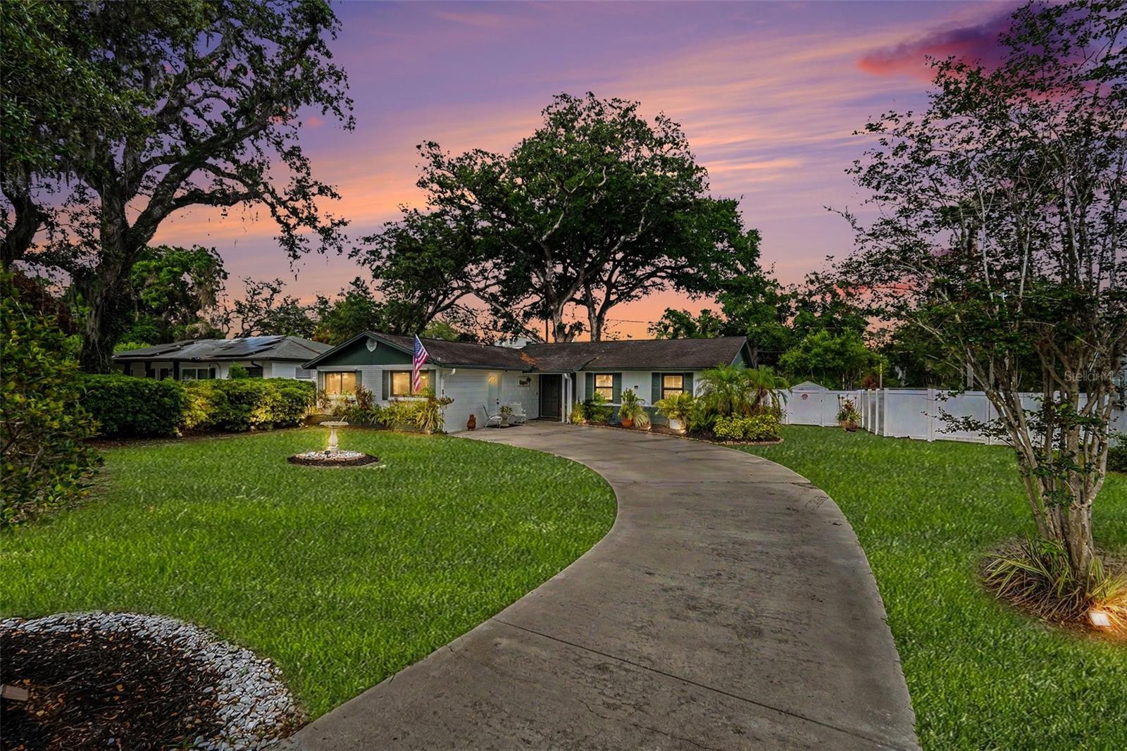 8115 N OLA AVE, TAMPA, FL, 33604
