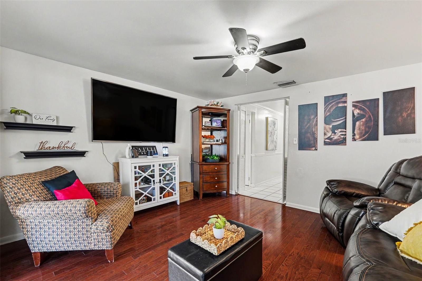 8115 N OLA AVE, TAMPA, FL, 33604