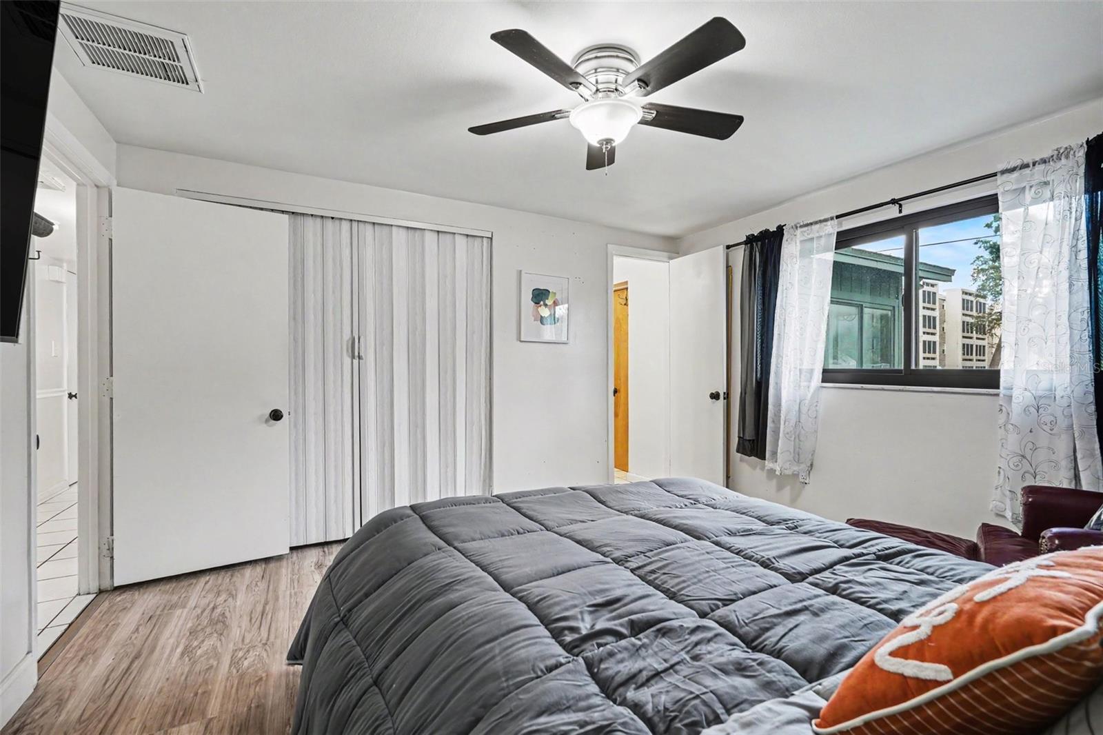 8115 N OLA AVE, TAMPA, FL, 33604