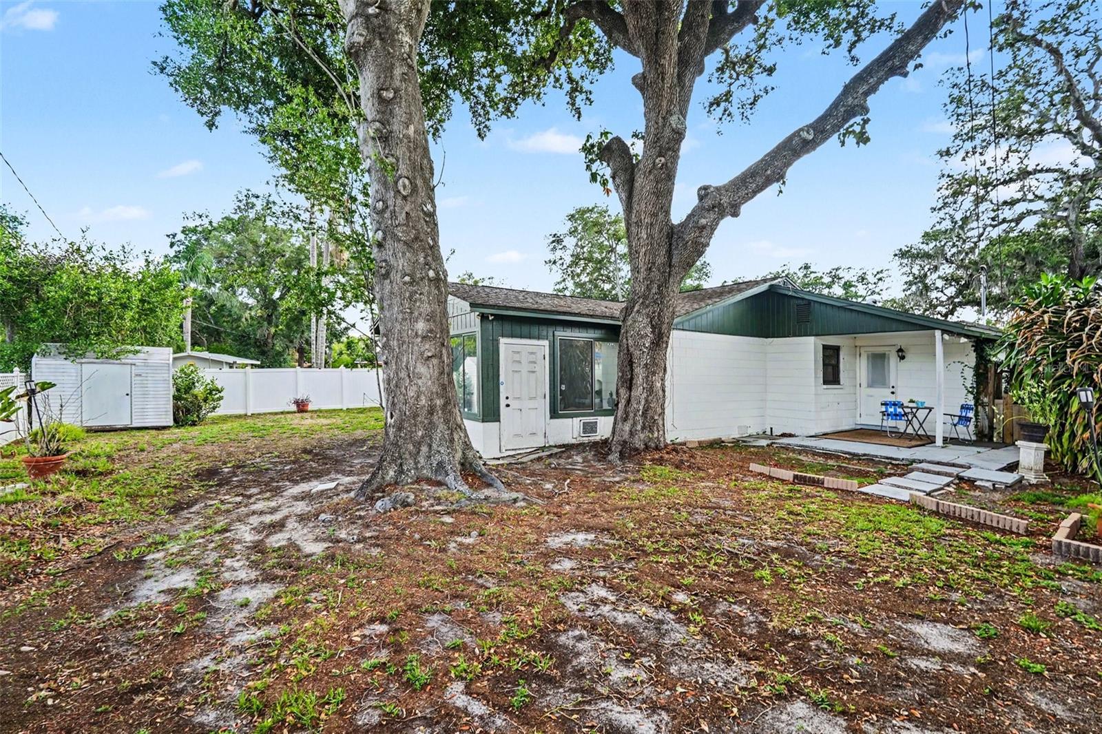 8115 N OLA AVE, TAMPA, FL, 33604