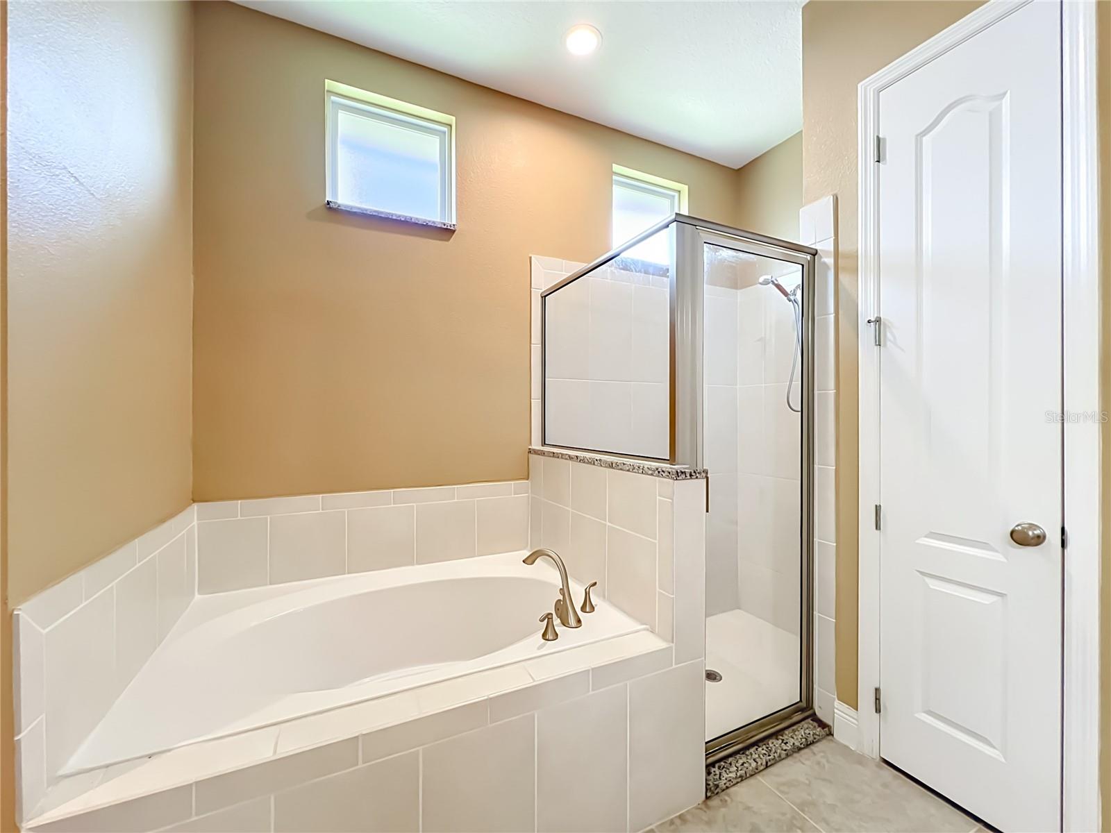 FOREST LAKE ESTATES, APOPKA, FL, 32703
