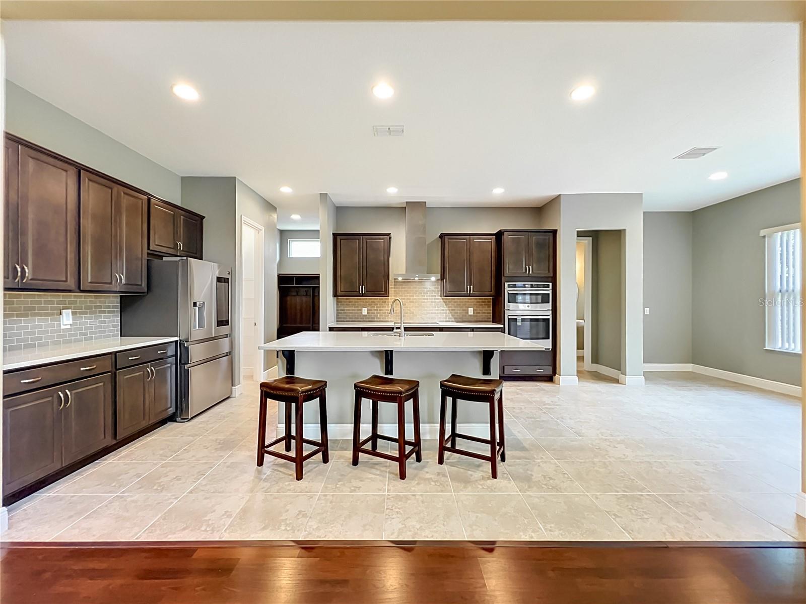 FOREST LAKE ESTATES, APOPKA, FL, 32703