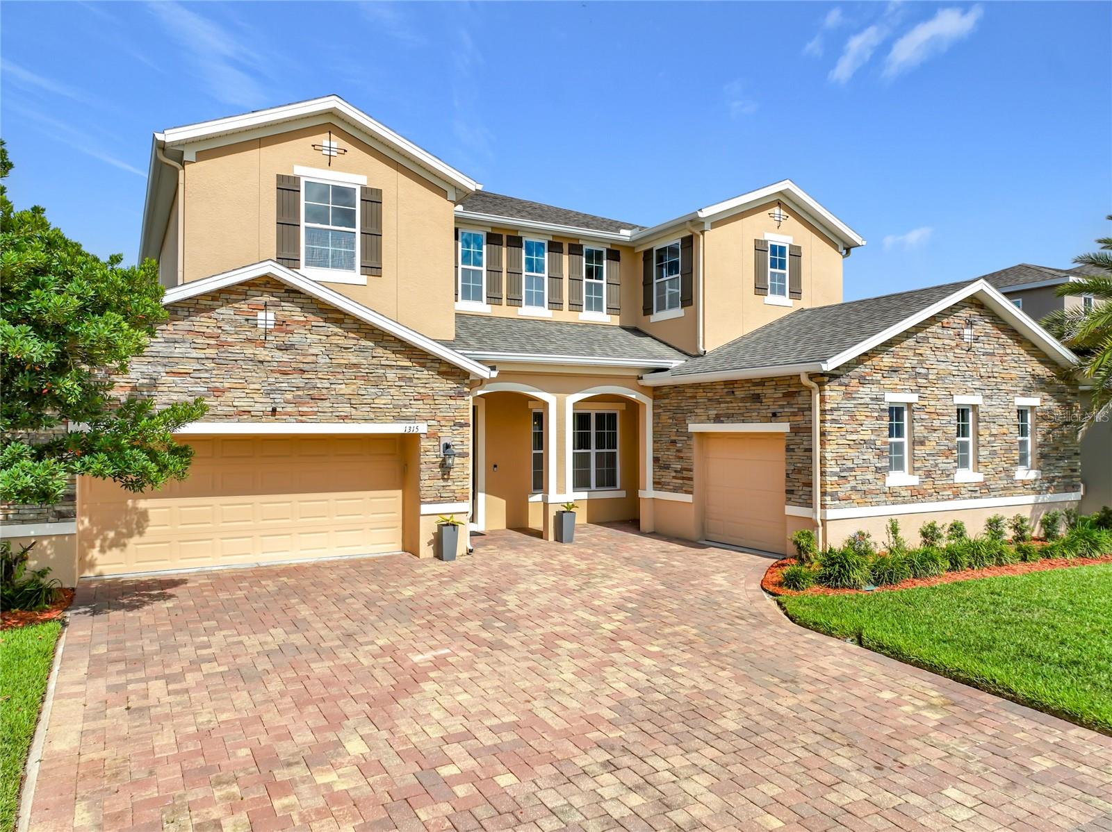 FOREST LAKE ESTATES, APOPKA, FL, 32703