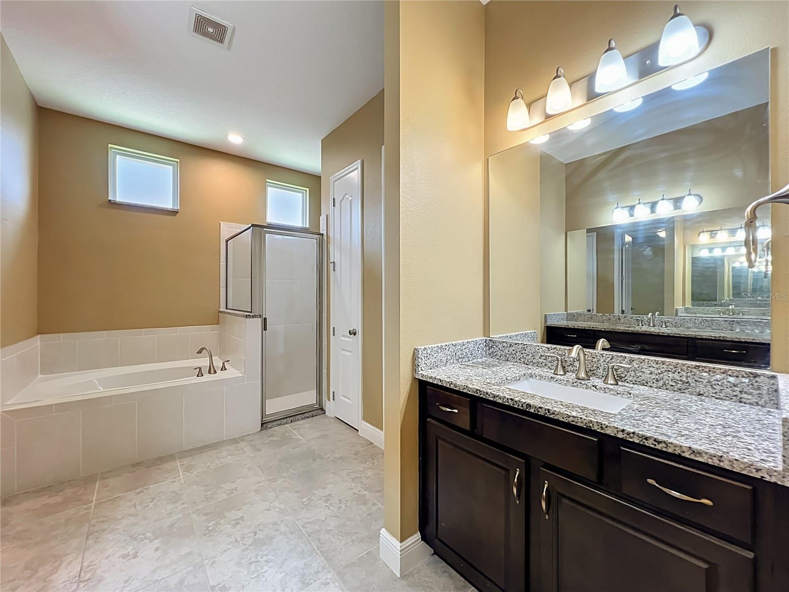 FOREST LAKE ESTATES, APOPKA, FL, 32703