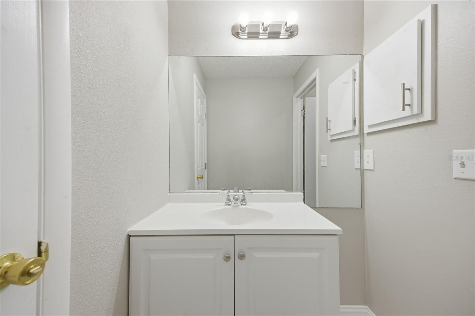 3141 HURON AVE #B, OLDSMAR, FL, 34677