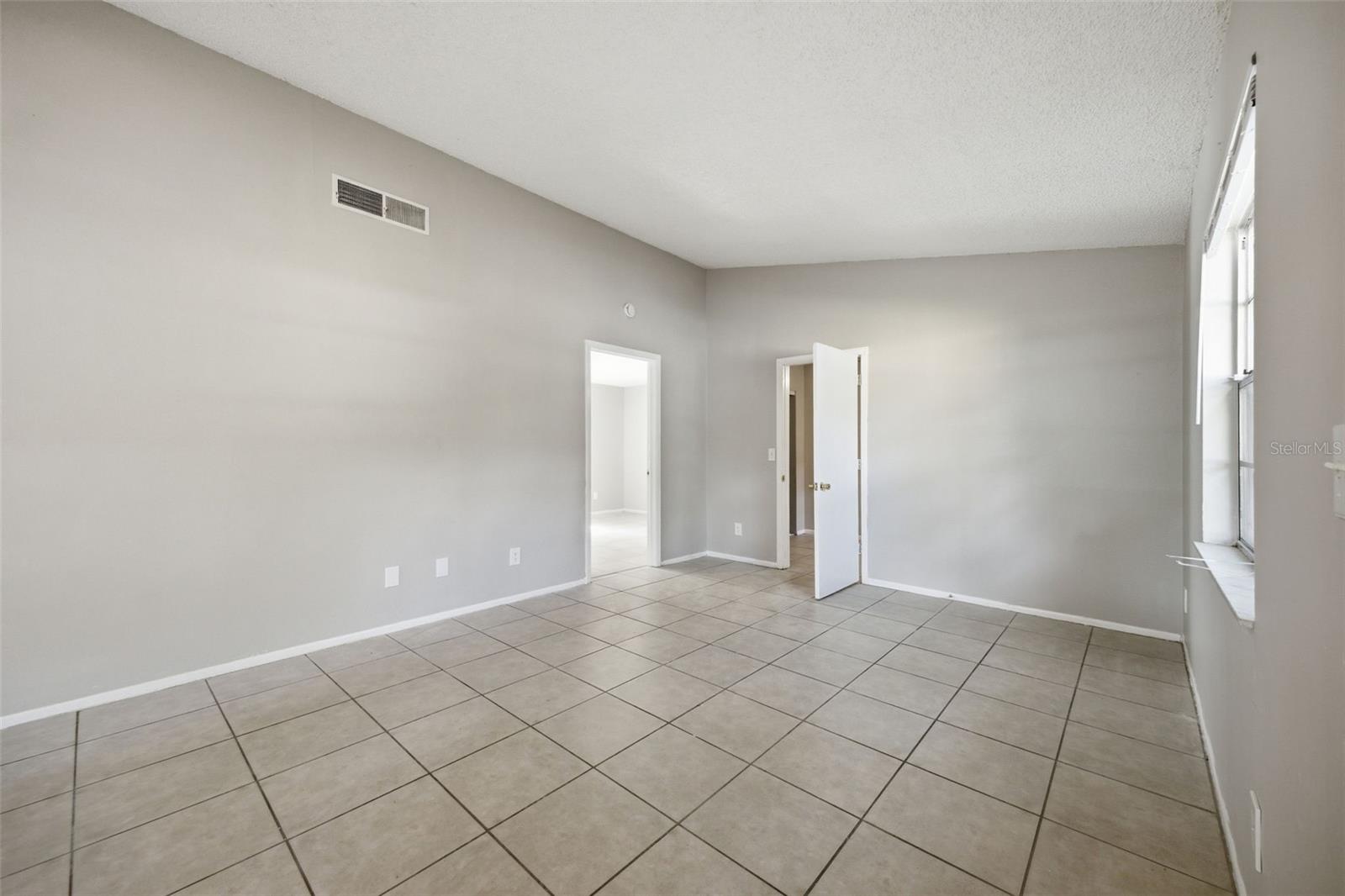 3141 HURON AVE #B, OLDSMAR, FL, 34677
