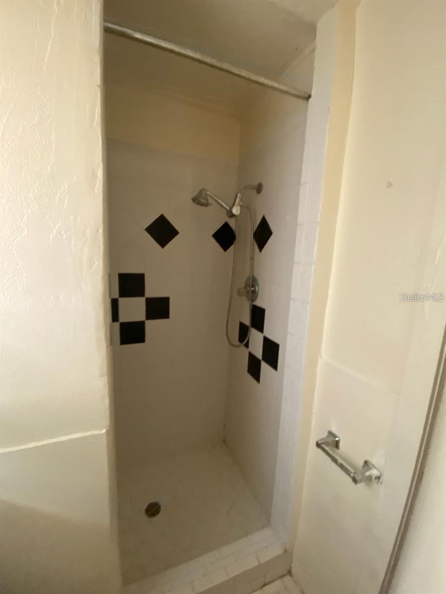 203 W WALL ST ##2, FROSTPROOF, FL, 33843
