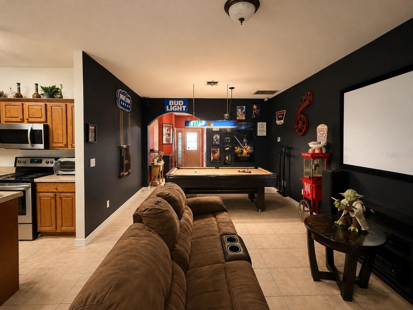 1333 KELLOGG DR, TAVARES, FL, 32778
