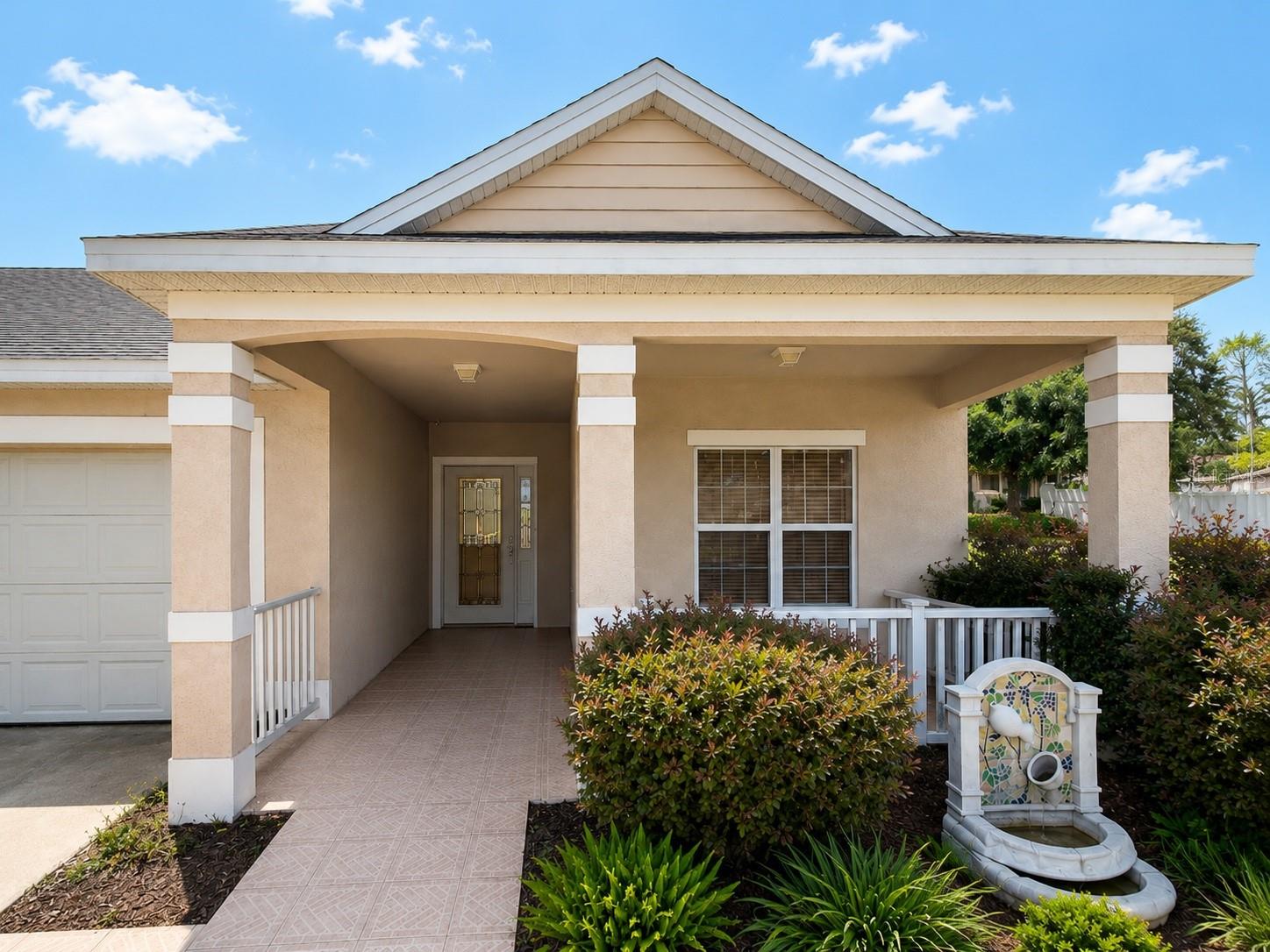 1333 KELLOGG DR, TAVARES, FL, 32778