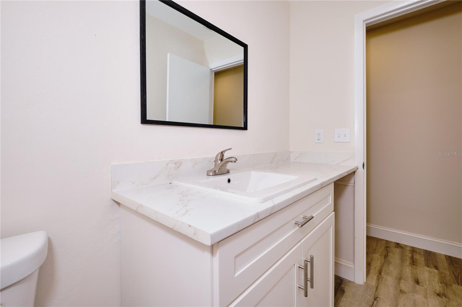 221 18TH AVE NW, NAPLES, FL, 34120