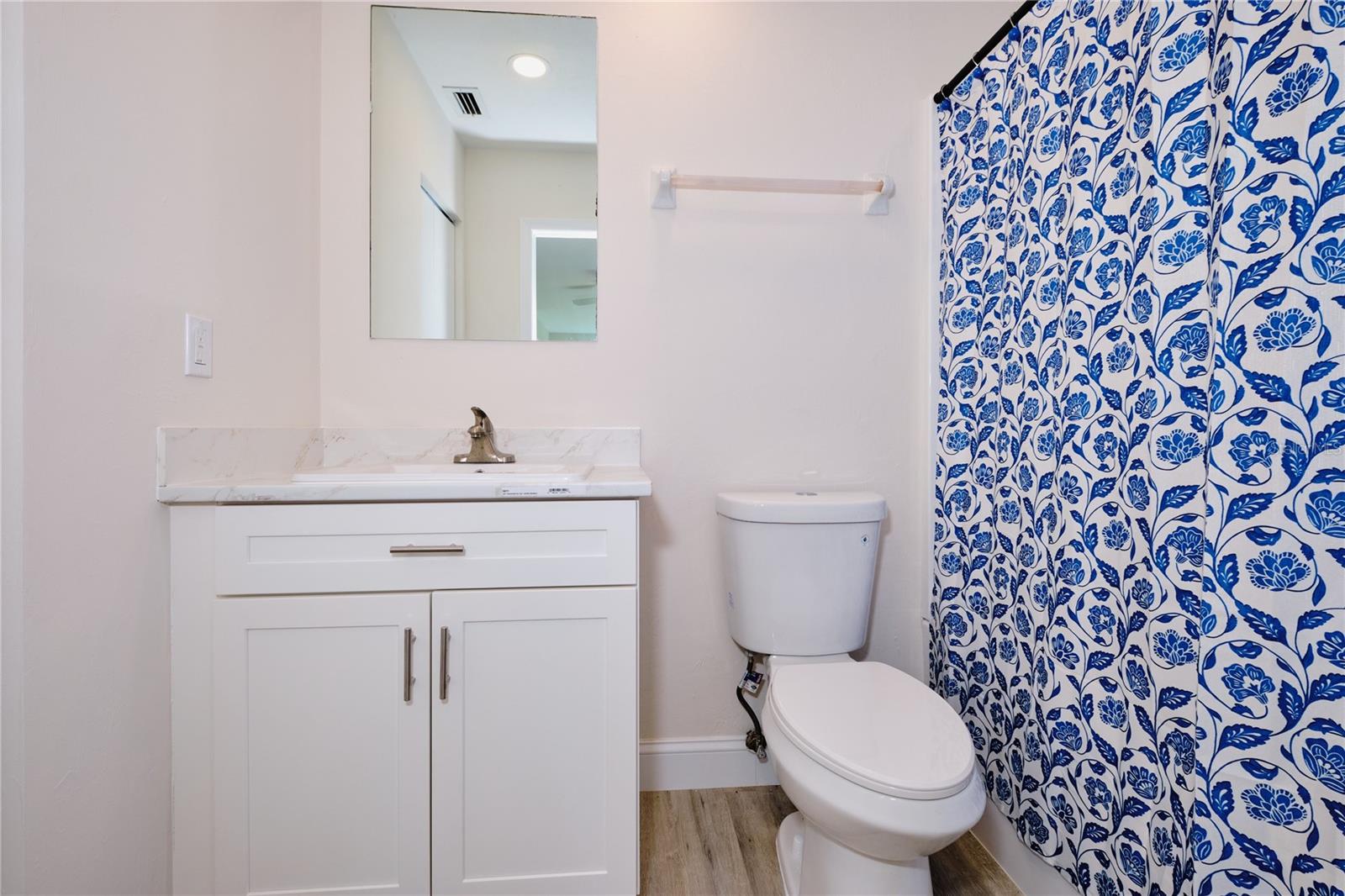 221 18TH AVE NW, NAPLES, FL, 34120